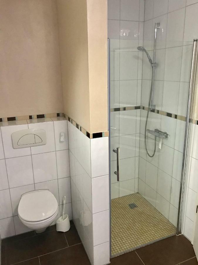 Zimmer Am Elberadweg Hamburg Dış mekan fotoğraf